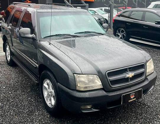 CHEVROLET BLAZER 2.4 MPFI COLINA 4X2 8V GASOLINA 4P MANUAL CHEVROLET BLAZER 2.4 MPFI COLINA 4X2 8V GASOLINA 4P MANUAL